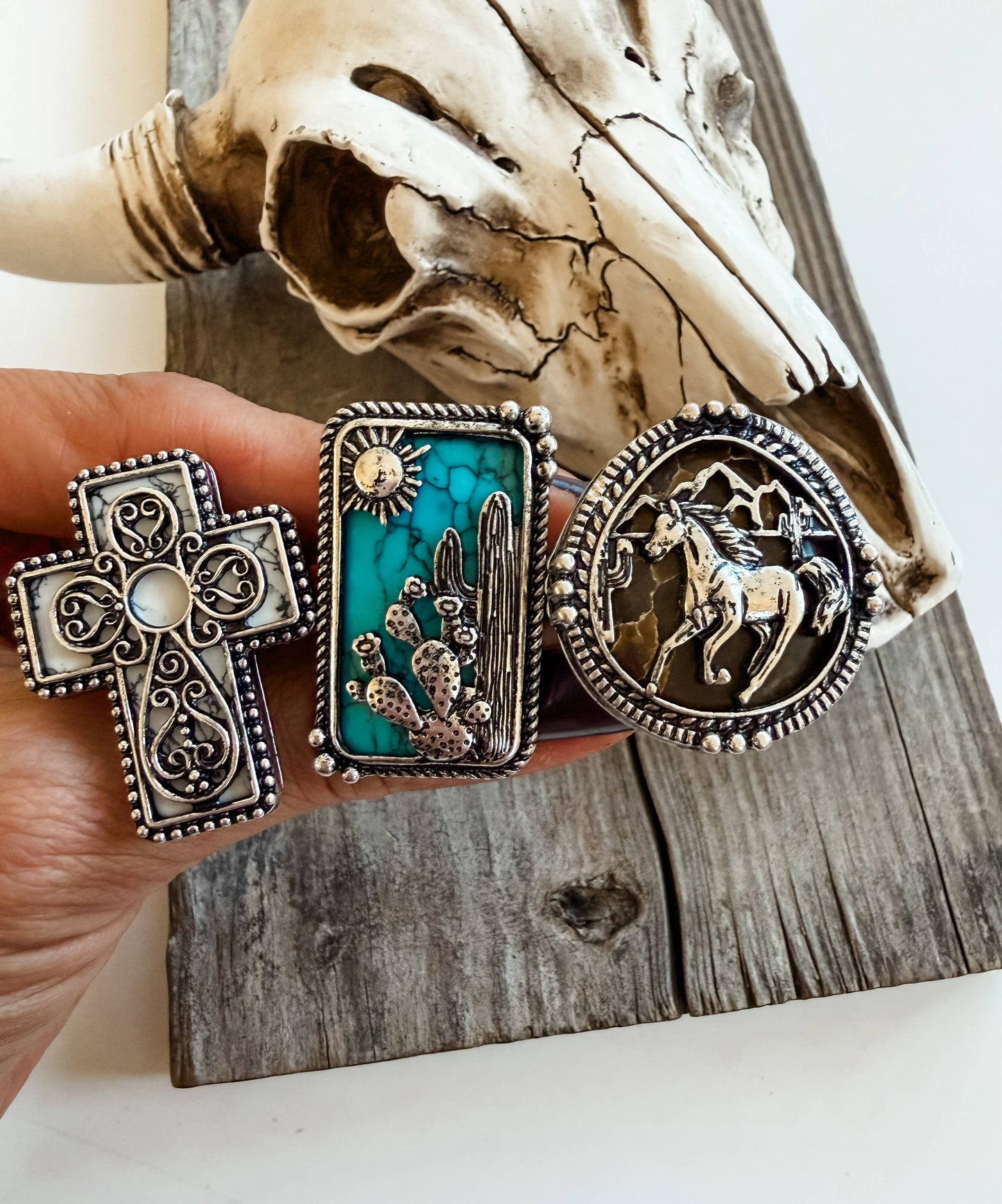Western Style Stone Pendant Cutout Stretch Ring: RECTANGLE - WHITE - DESERT