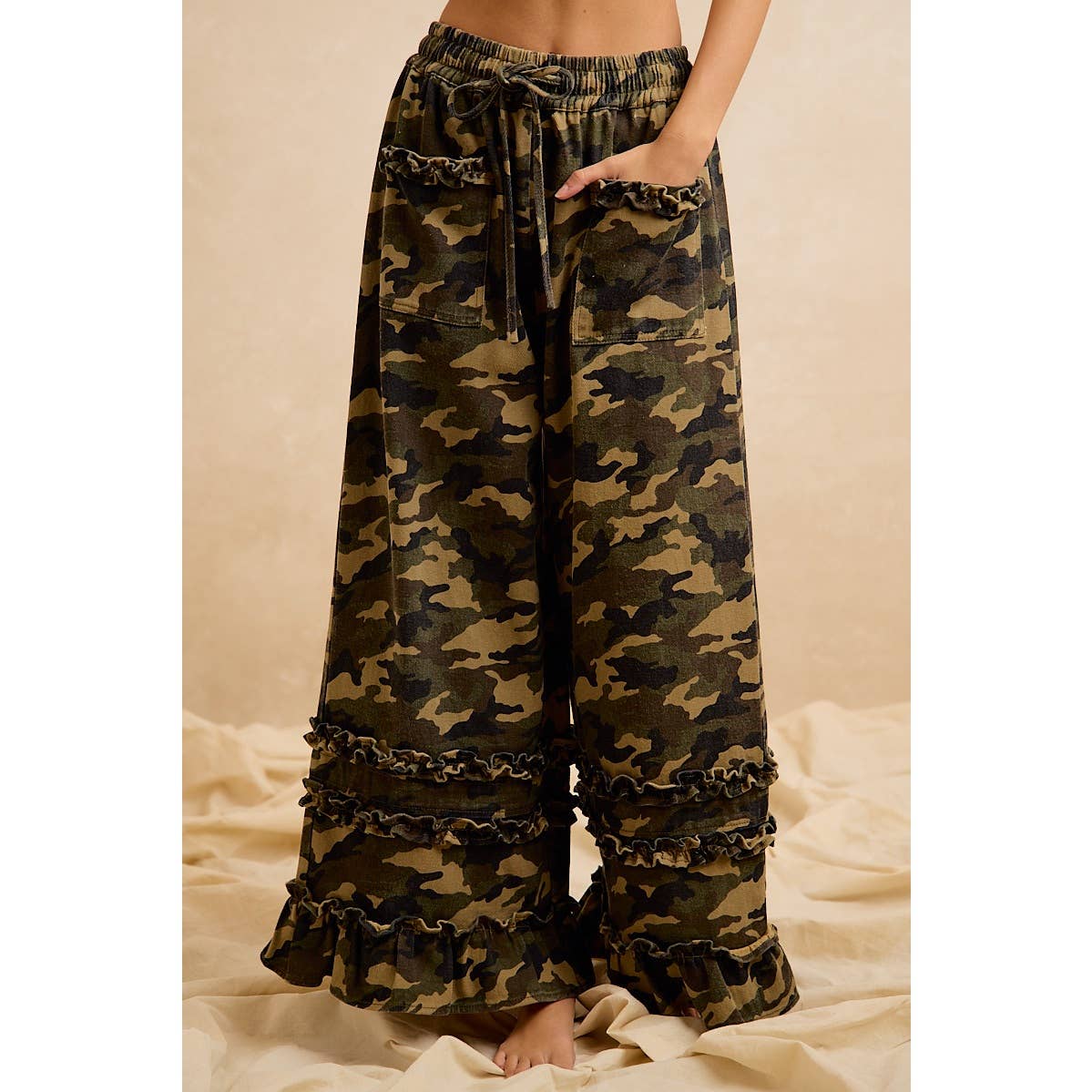 CAMOUFLAGE PRINTED TWILL RUFFLED DETAIL WIDE PANTS: CAMOUFLAGE / L 10-14
